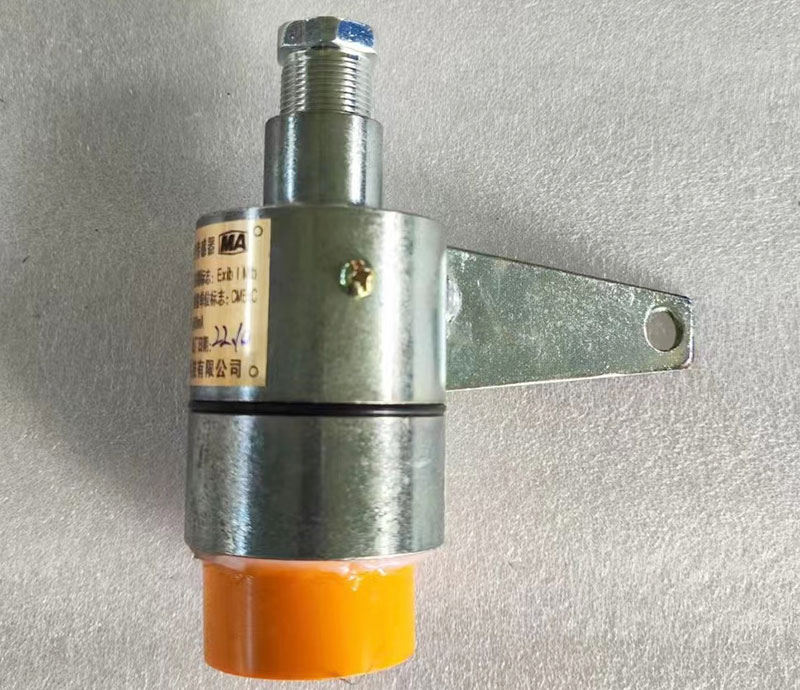 开闭状态传感器