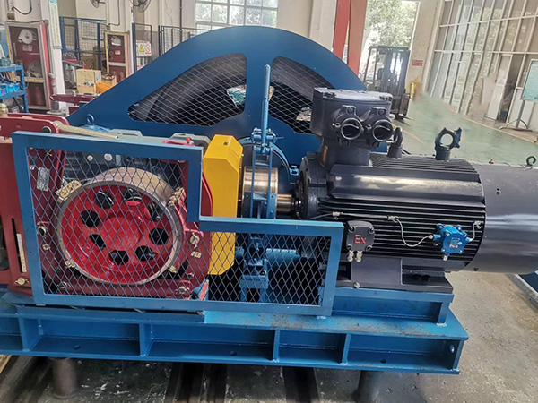 SQ无极绳连续牵引车系列